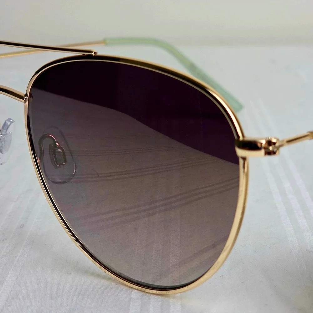 Oscar de la Renta Aviator Chic Unisex Sunglasses Gold Purple Gradient 100% UV
